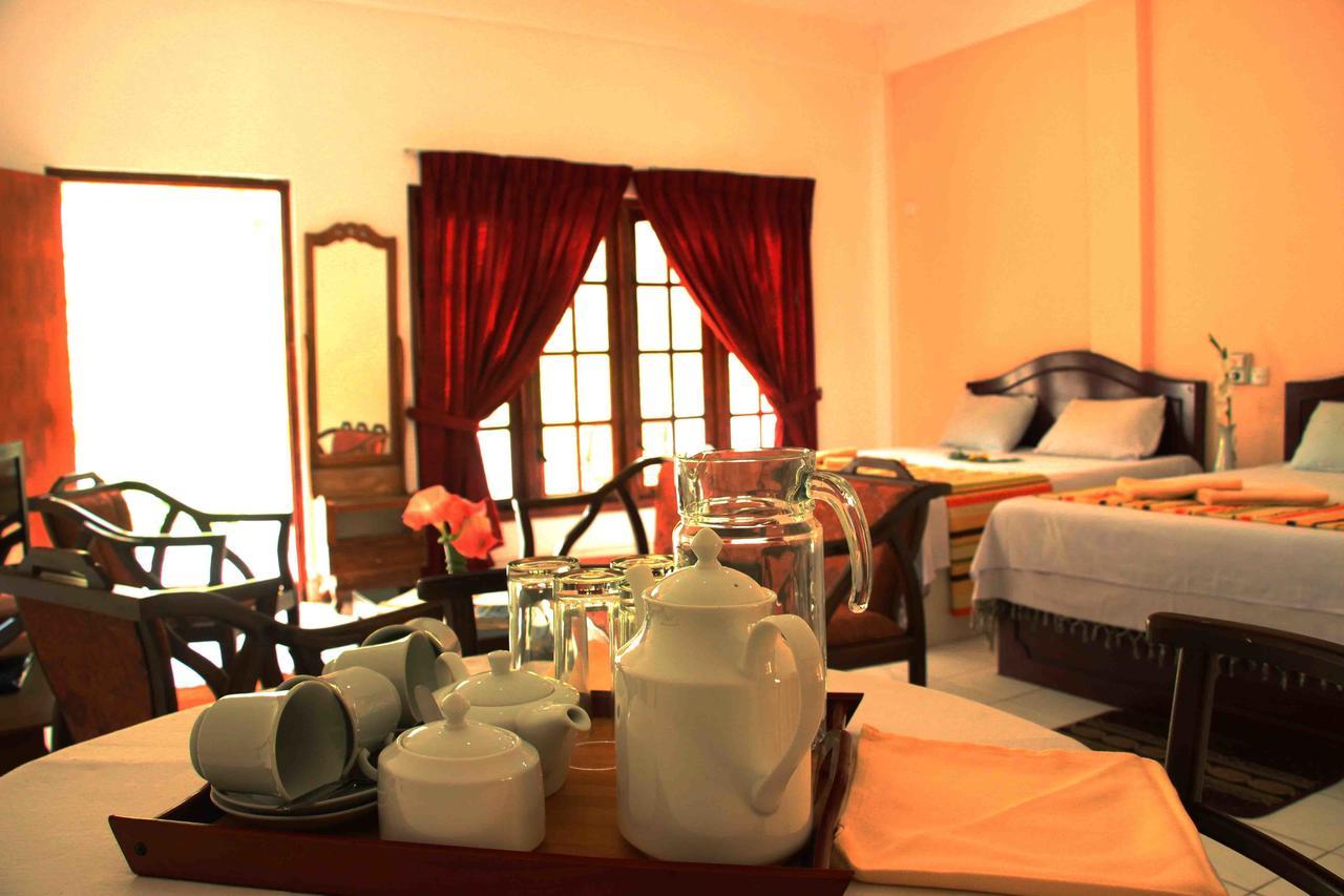 White Elephant Hotel Maskeliya 외부 사진
