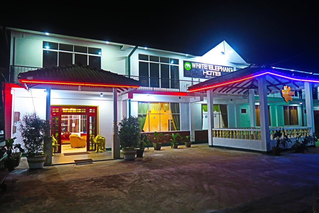 White Elephant Hotel Maskeliya 외부 사진